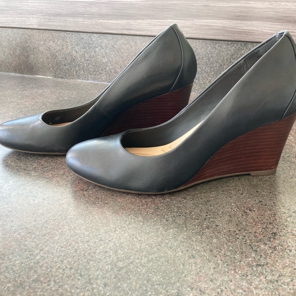 Clarks Shoes Clarks Black Leather Wedge Pump Poshmark